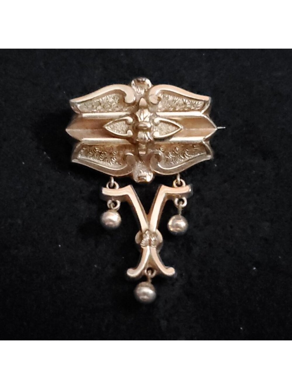 Vintage Brooch Gold Filled Repousse Etched Dangle 1.5"